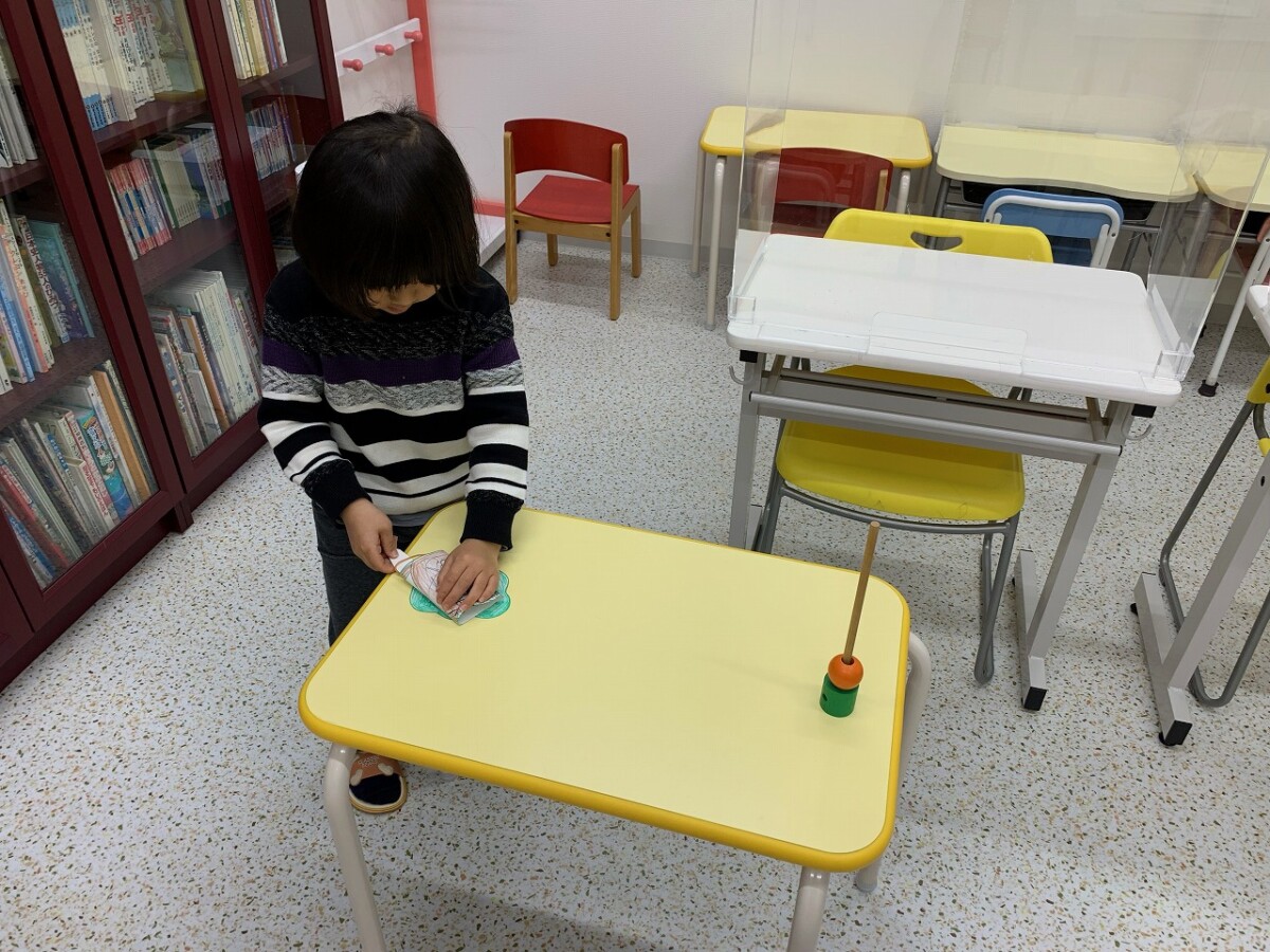 切り紙の練習だって楽しくしちゃう！